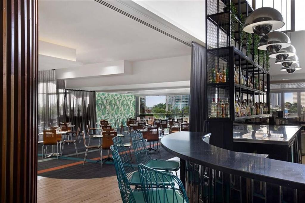 Close To Everything! Beautiful Hotel Studio'S, Sleeps 4 Gold Coast Exterior photo