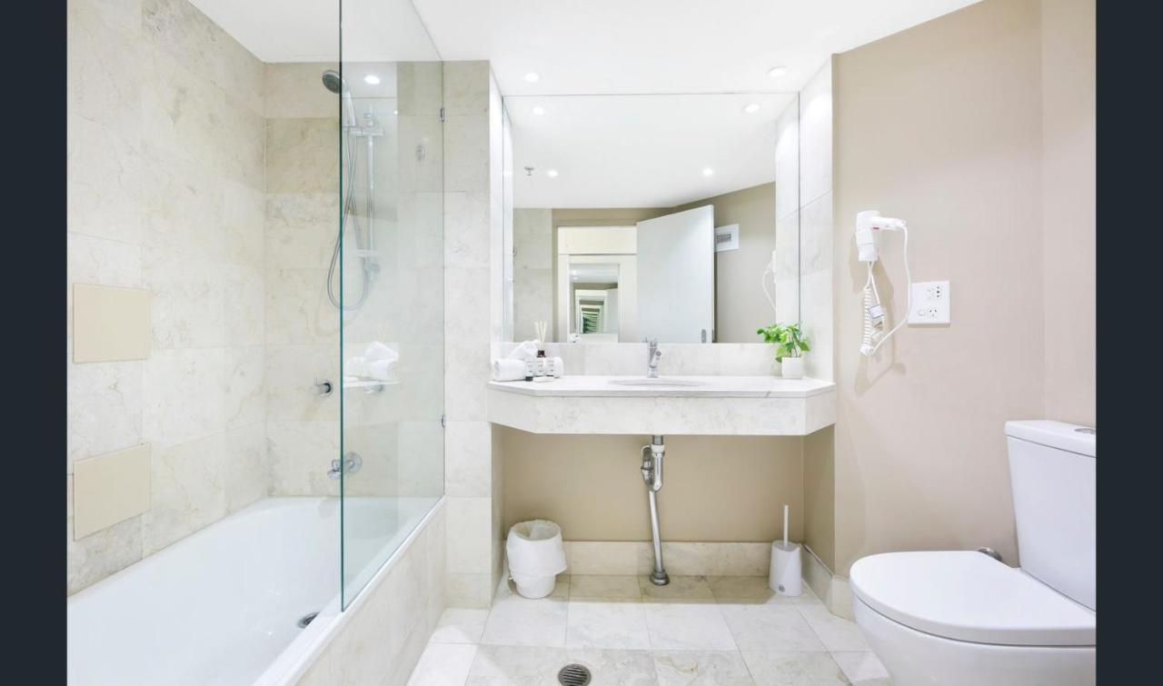 Close To Everything! Beautiful Hotel Studio'S, Sleeps 4 Gold Coast Exterior photo