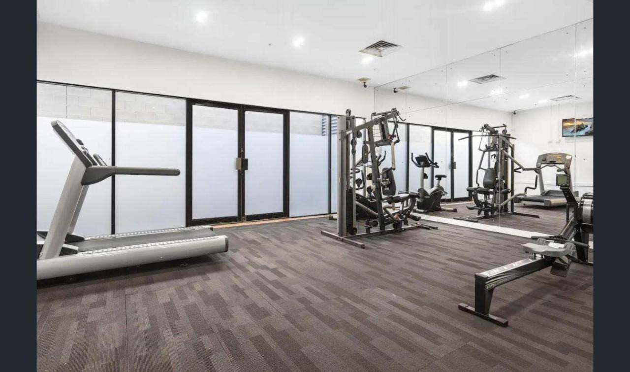 Close To Everything! Beautiful Hotel Studio'S, Sleeps 4 Gold Coast Exterior photo